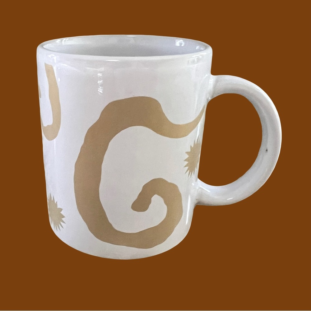 Oscar de la Renta White and Gold Mug